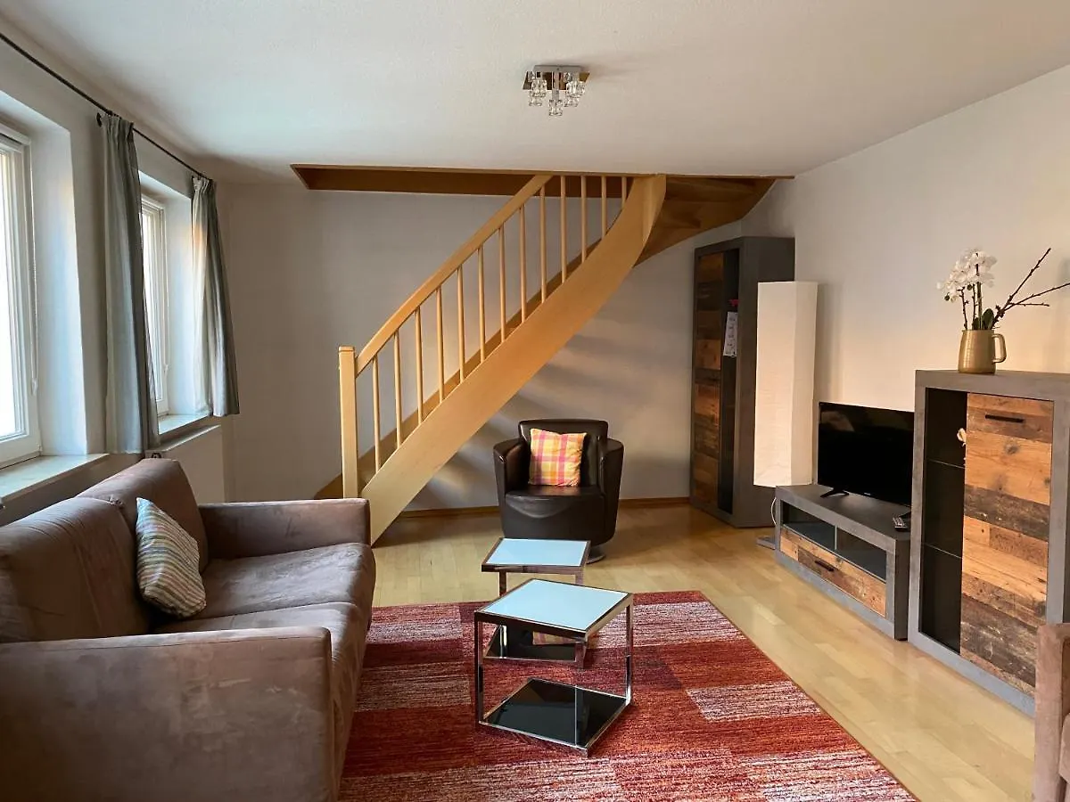 Altstadt Apartment contacts